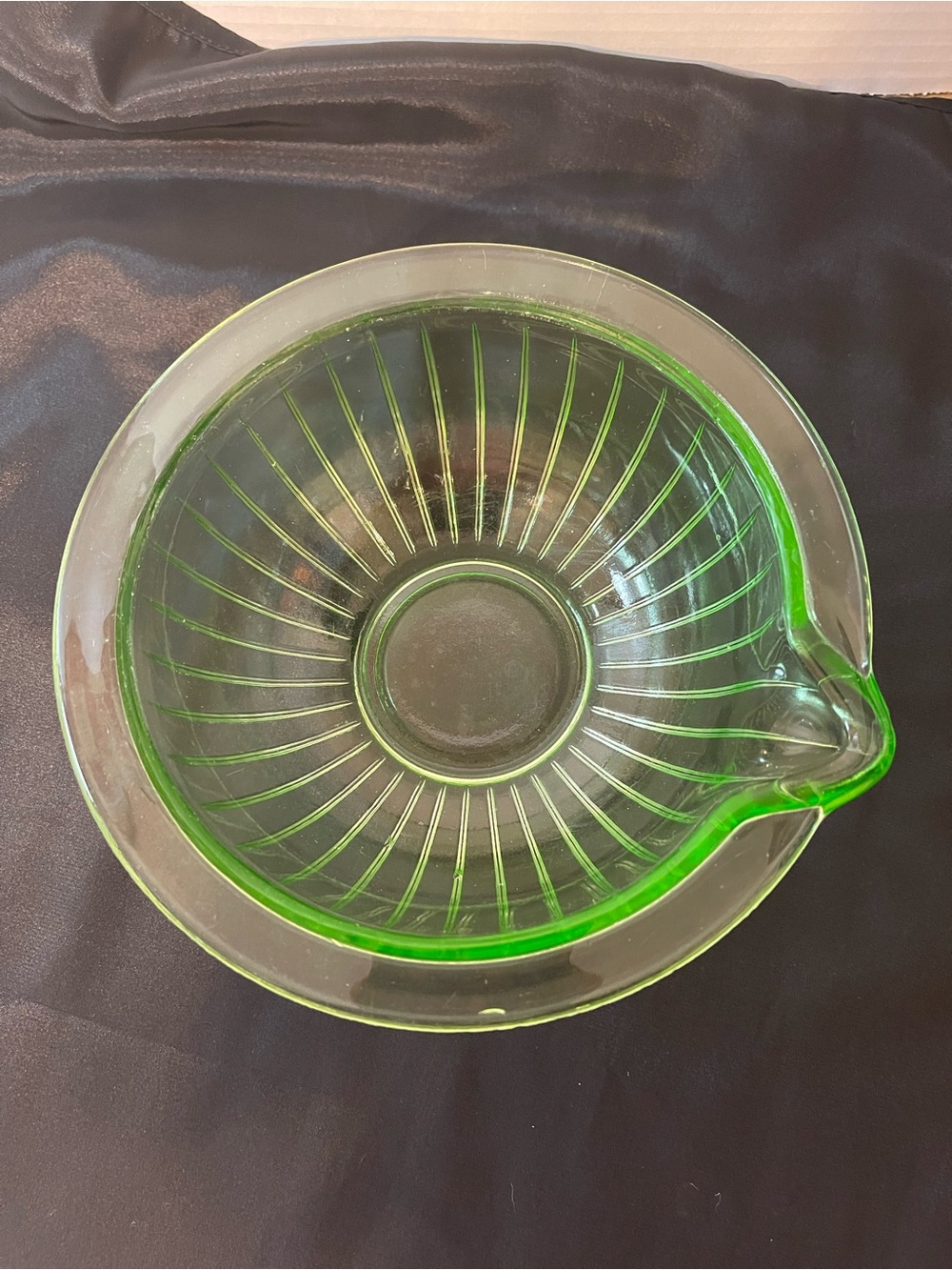Green Uranium Glass Serving Bowl with Pour Spout 7.25”
